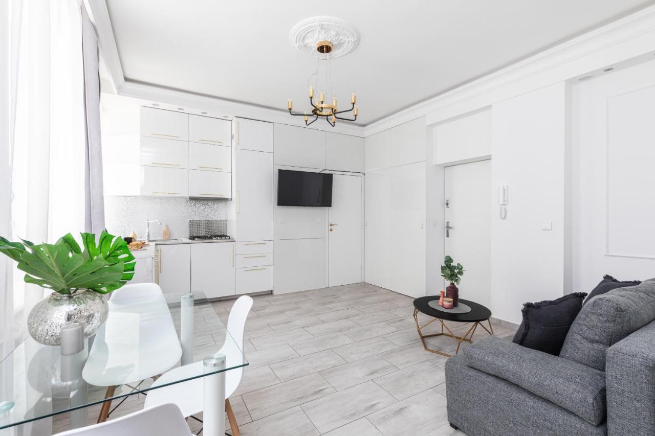 Superapart Chmielna 73A, City Center Varşova Dış mekan fotoğraf