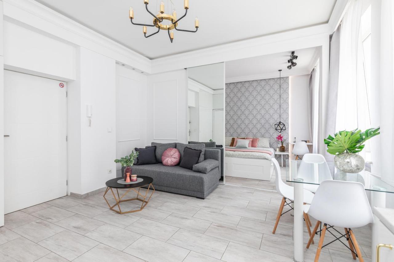 Superapart Chmielna 73A, City Center Varşova Dış mekan fotoğraf